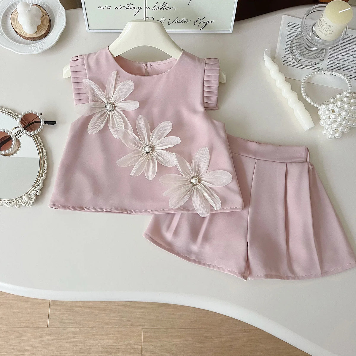🌸 Girls’ Summer Outfit Set – Cute 3D Flower T-Shirt & Shorts, 2-Piece Set