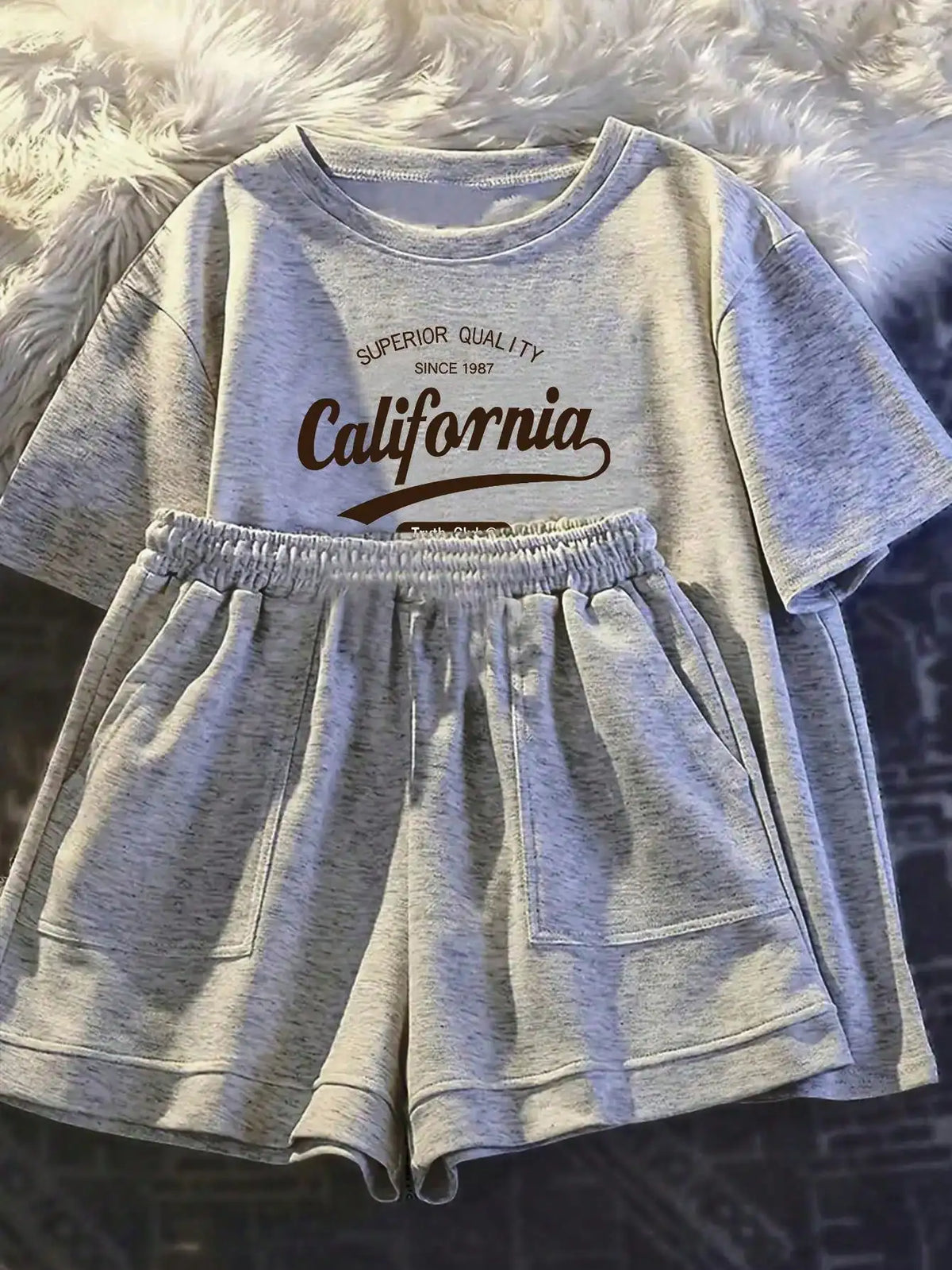 Women’s Casual 2-Piece Summer Set – Love-Print T-Shirt and Striped Shorts with Belt