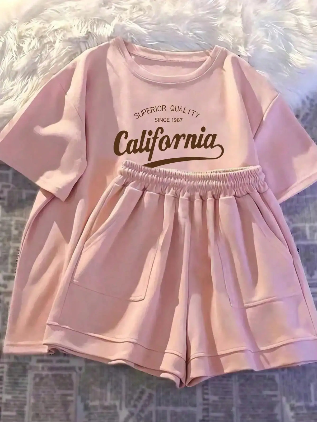 Women’s Casual 2-Piece Summer Set – Love-Print T-Shirt and Striped Shorts with Belt